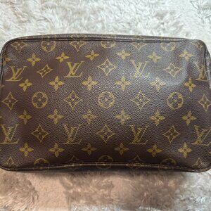 Louis Vuitton Authentic Vintage Pouch Trousse de Toilette 26